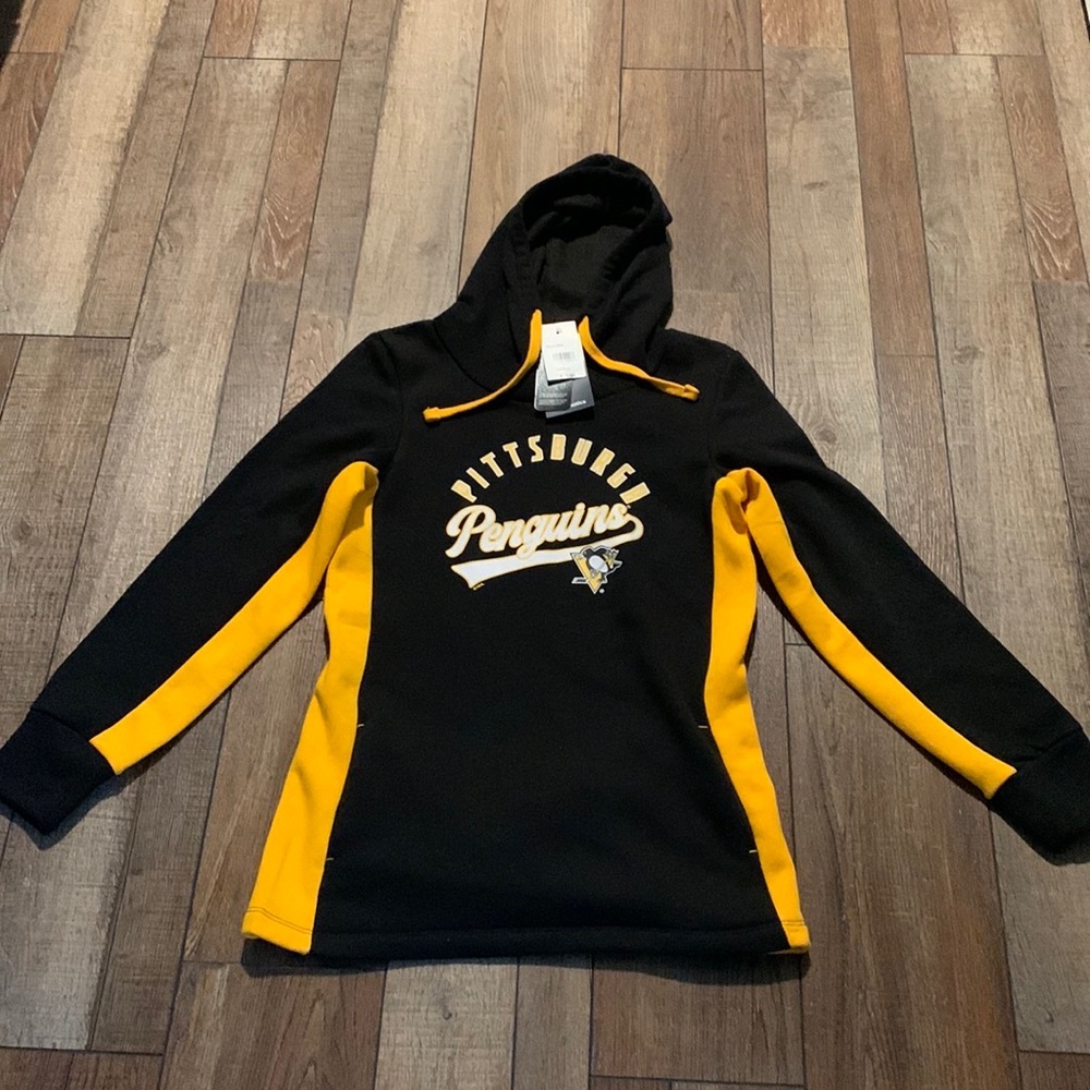 Fanatics sz S Pittsburgh Penguins sweatshirt nwt NHL